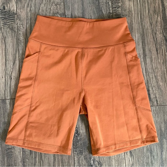 ੈ✩‧₊˚ AE pocket bike short in orange - Picture 1 of 3